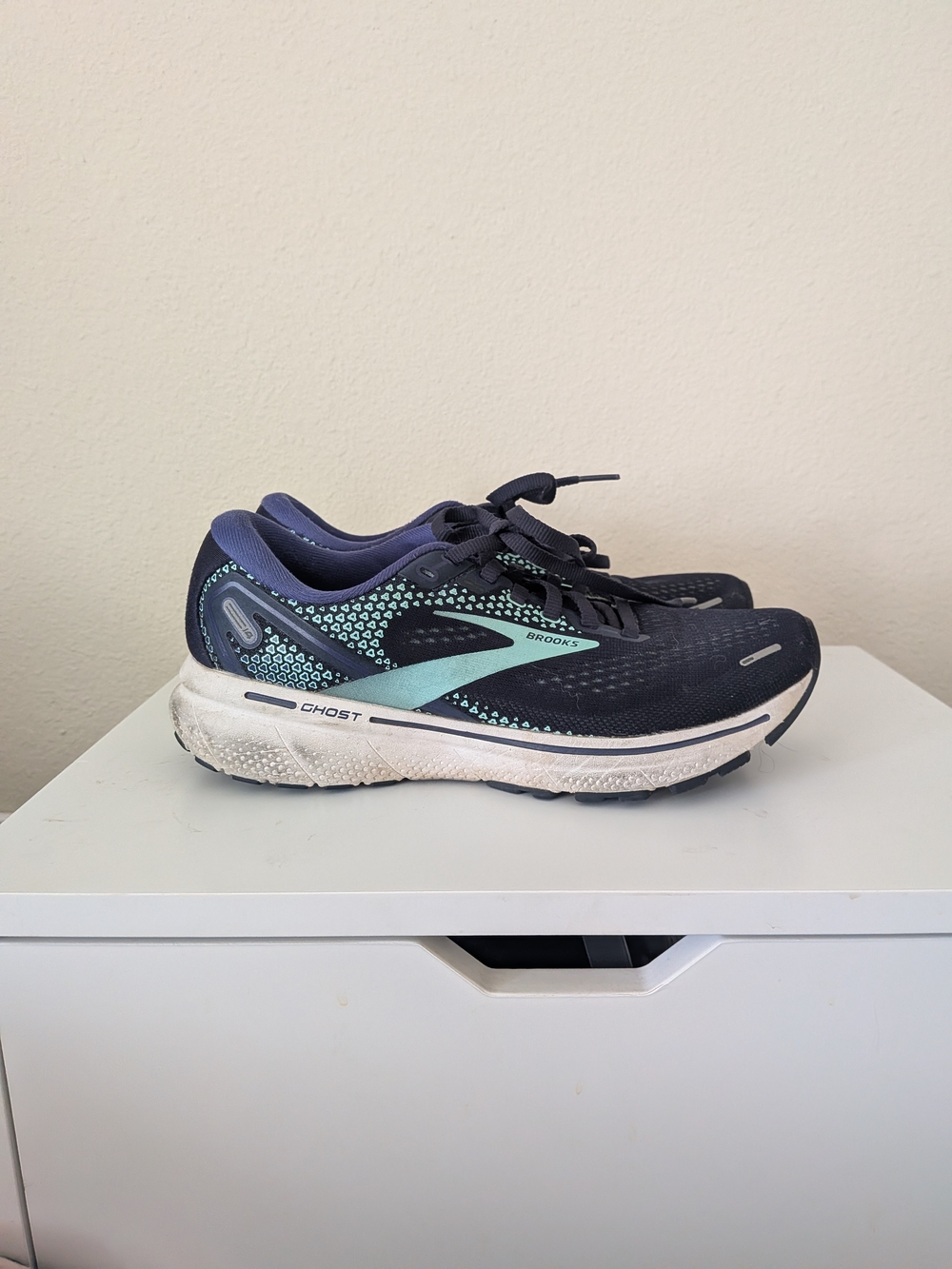 Brooks Women's Ghost Running Shoes - Navy with Teal Accents